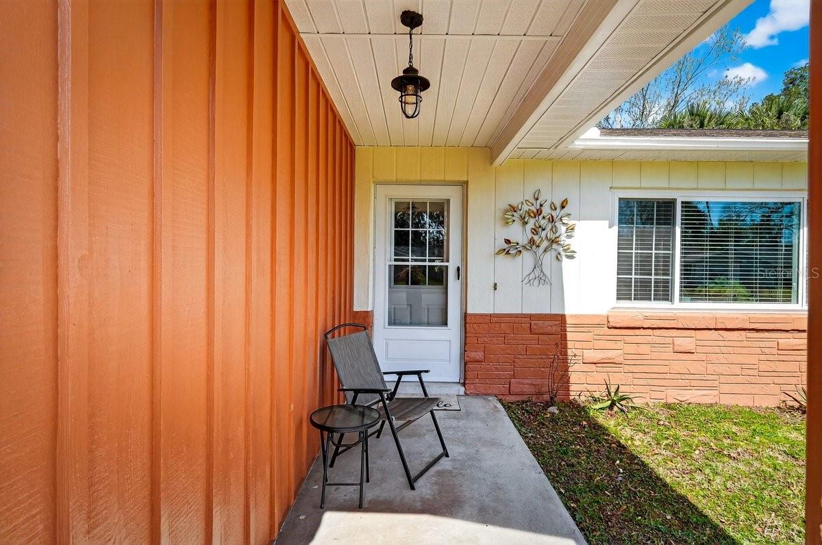 Image 29 of 46 For 8 Greenfern Circle