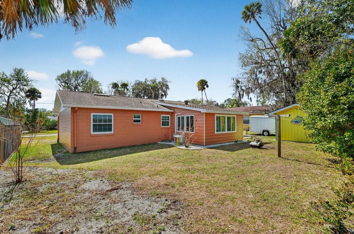 Image 33 of 46 For 8 Greenfern Circle