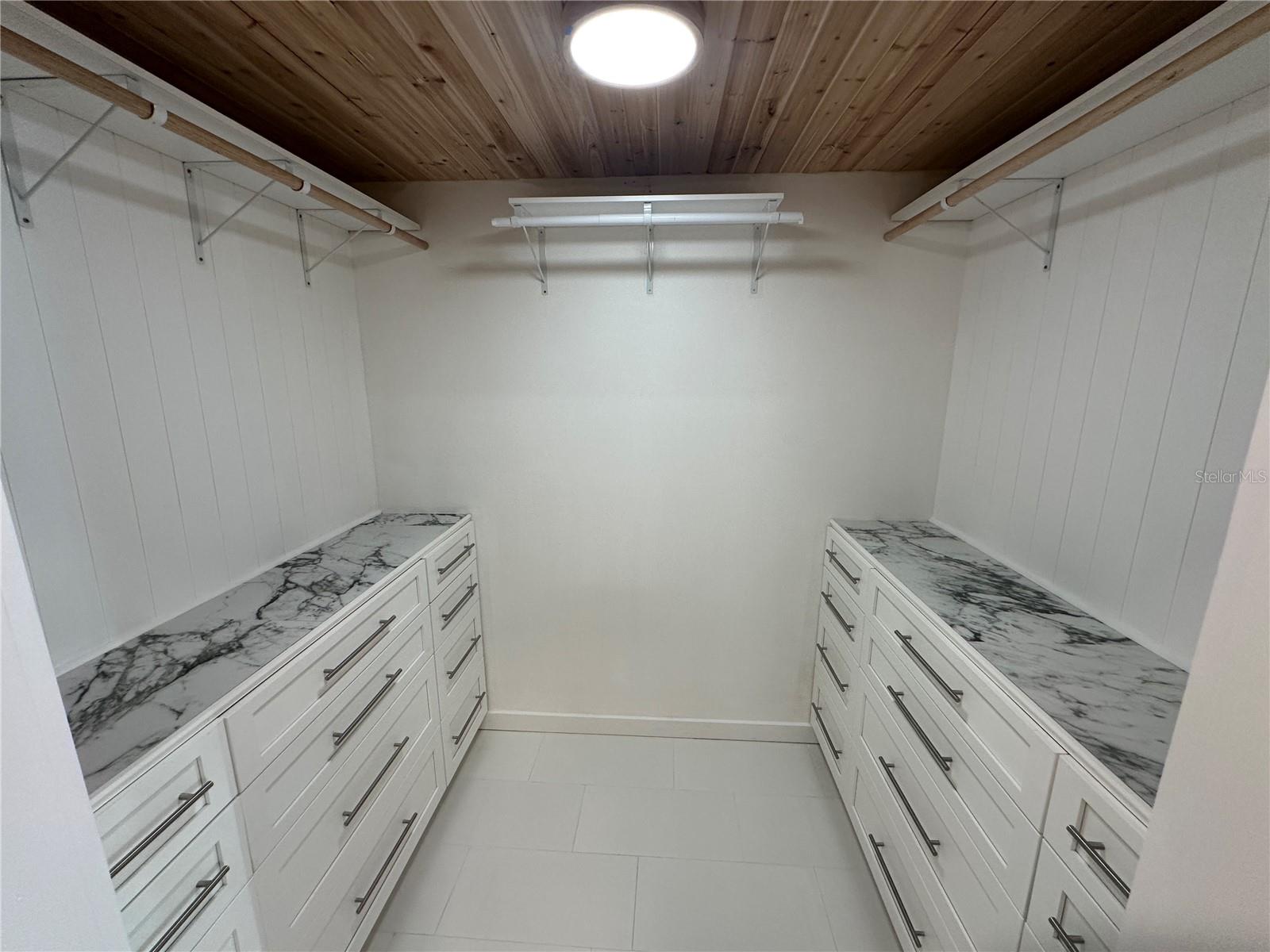 Image 28 of 49 For 1 Cunningham Drive