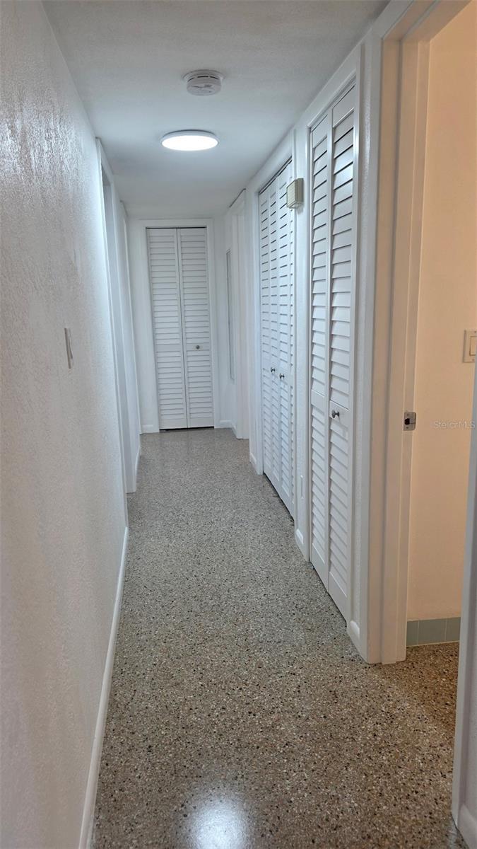 Image 24 of 35 For 707 Jane Avenue