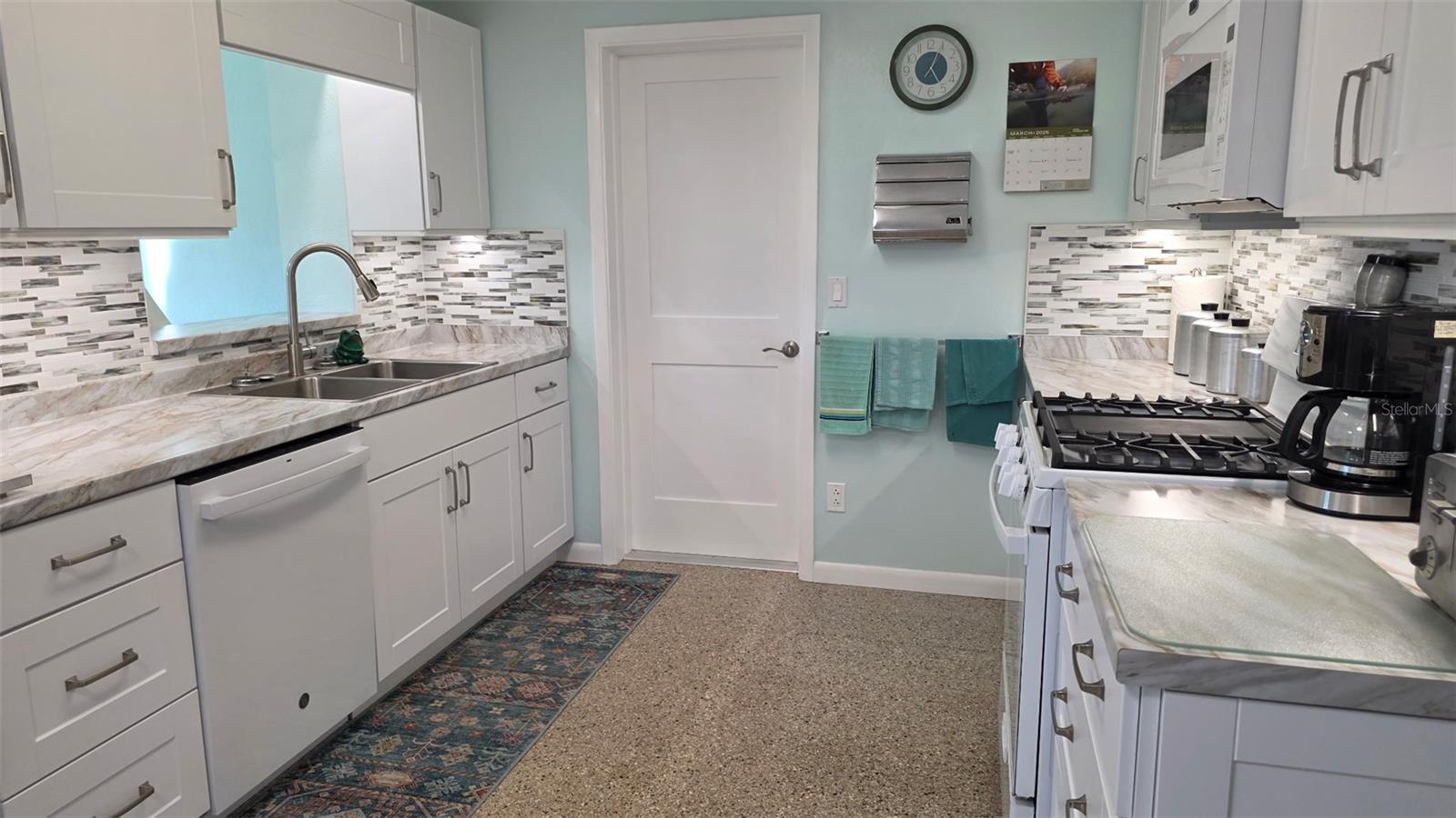 Image 35 of 35 For 707 Jane Avenue