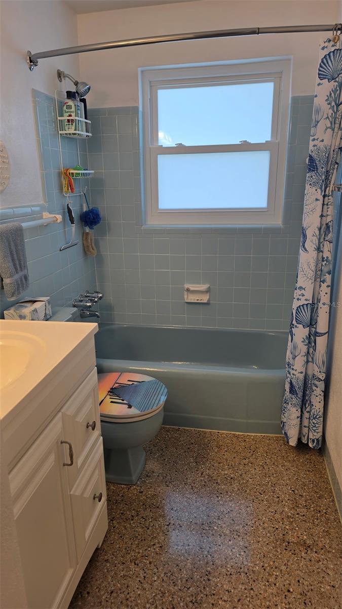 Image 7 of 35 For 707 Jane Avenue