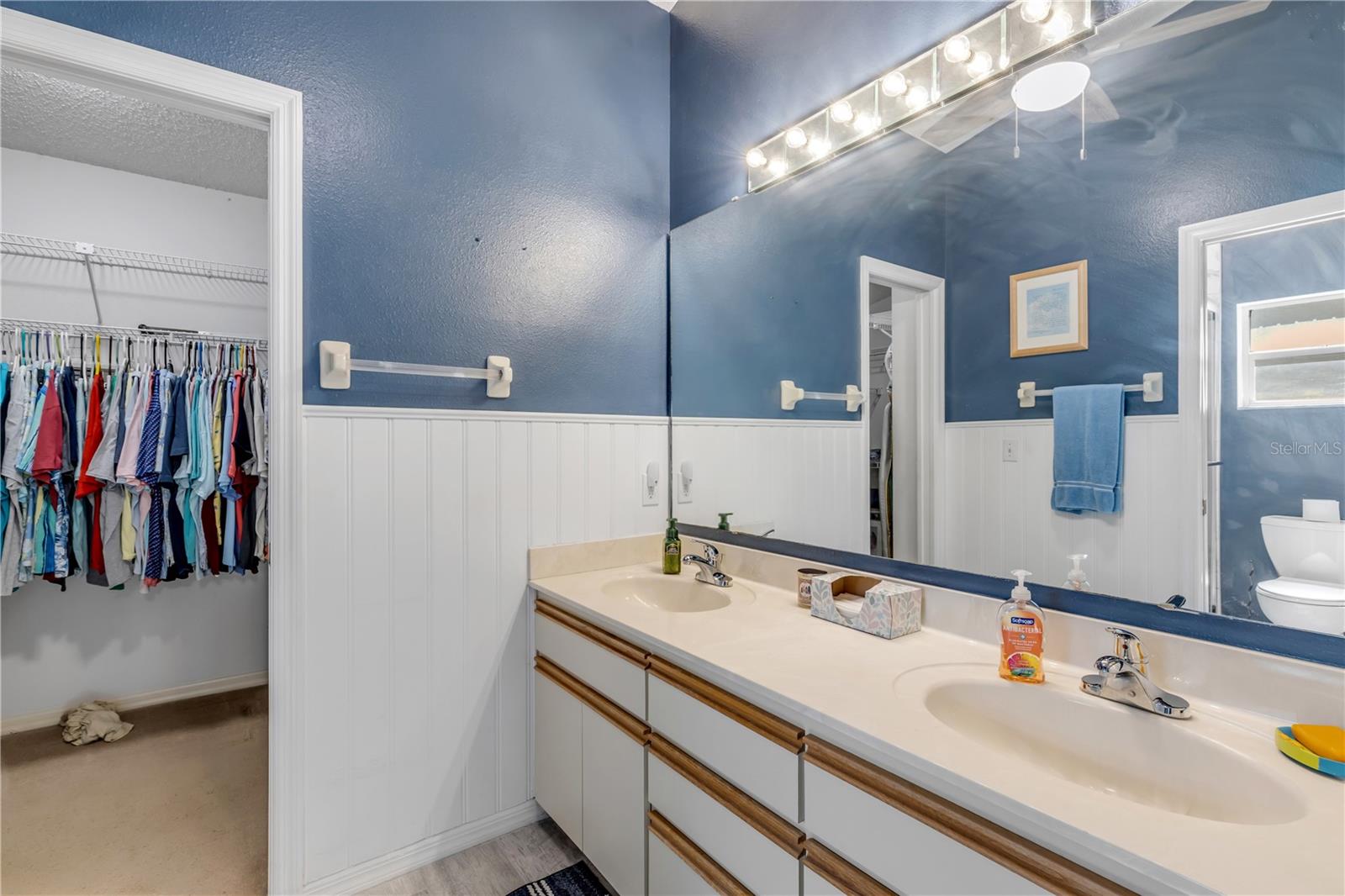 Image 23 of 49 For 451 Palm Drive