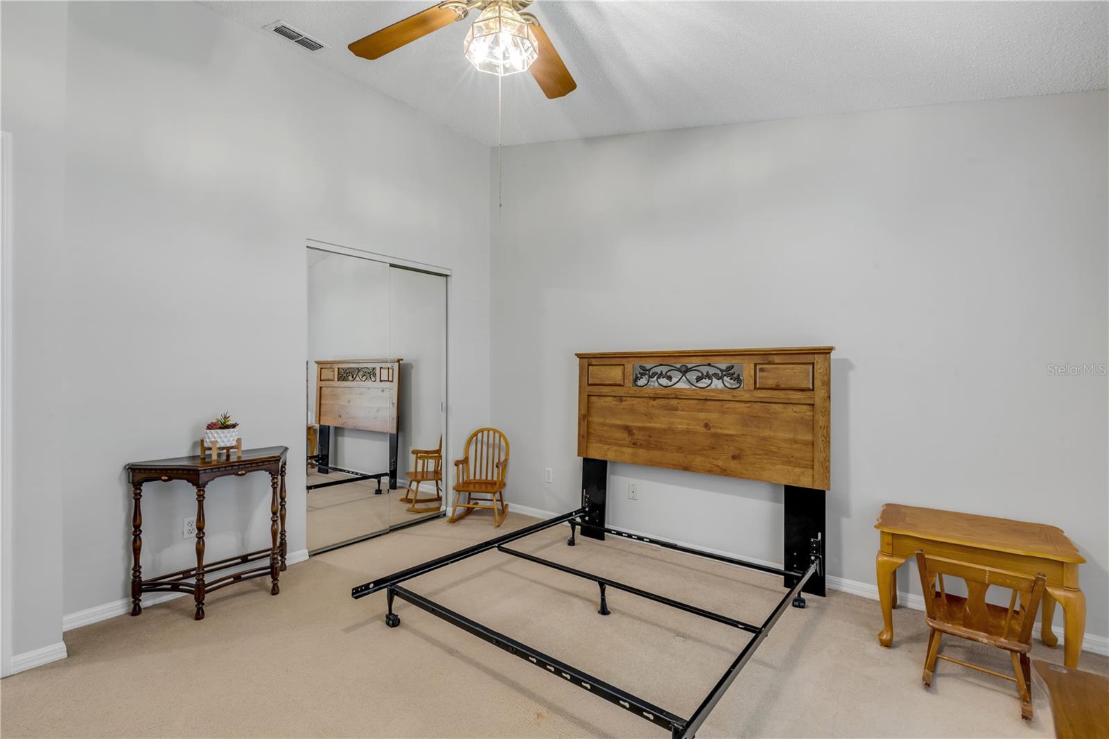 Image 28 of 49 For 451 Palm Drive