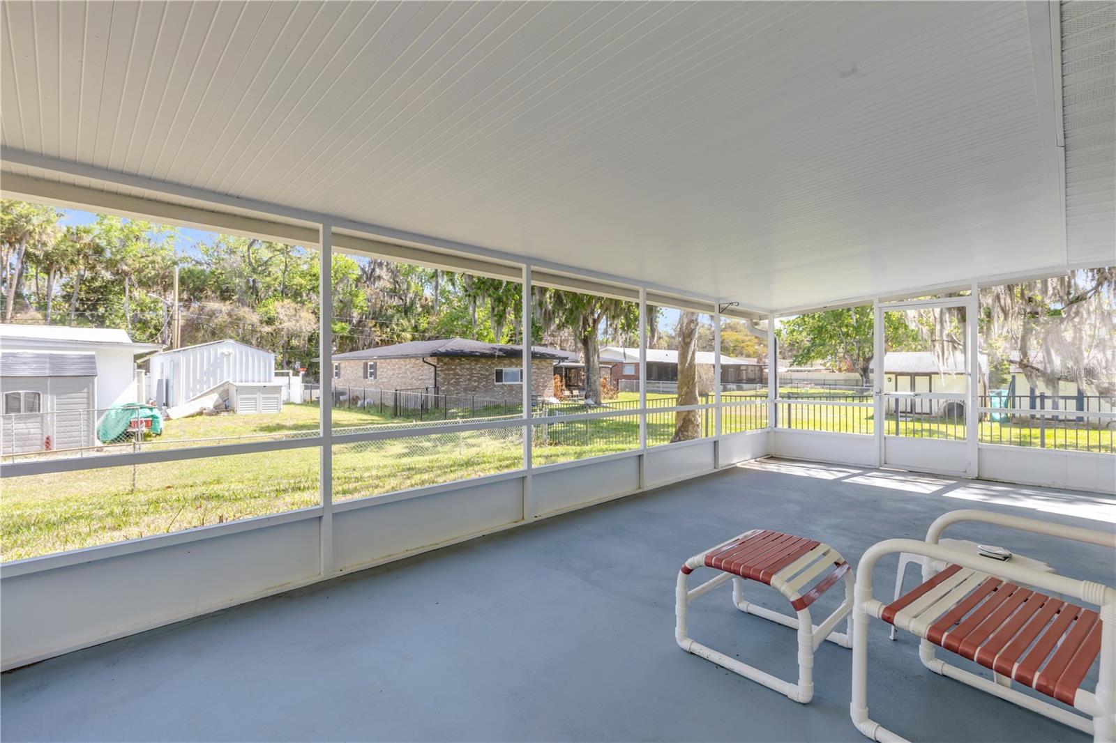 Image 33 of 49 For 451 Palm Drive