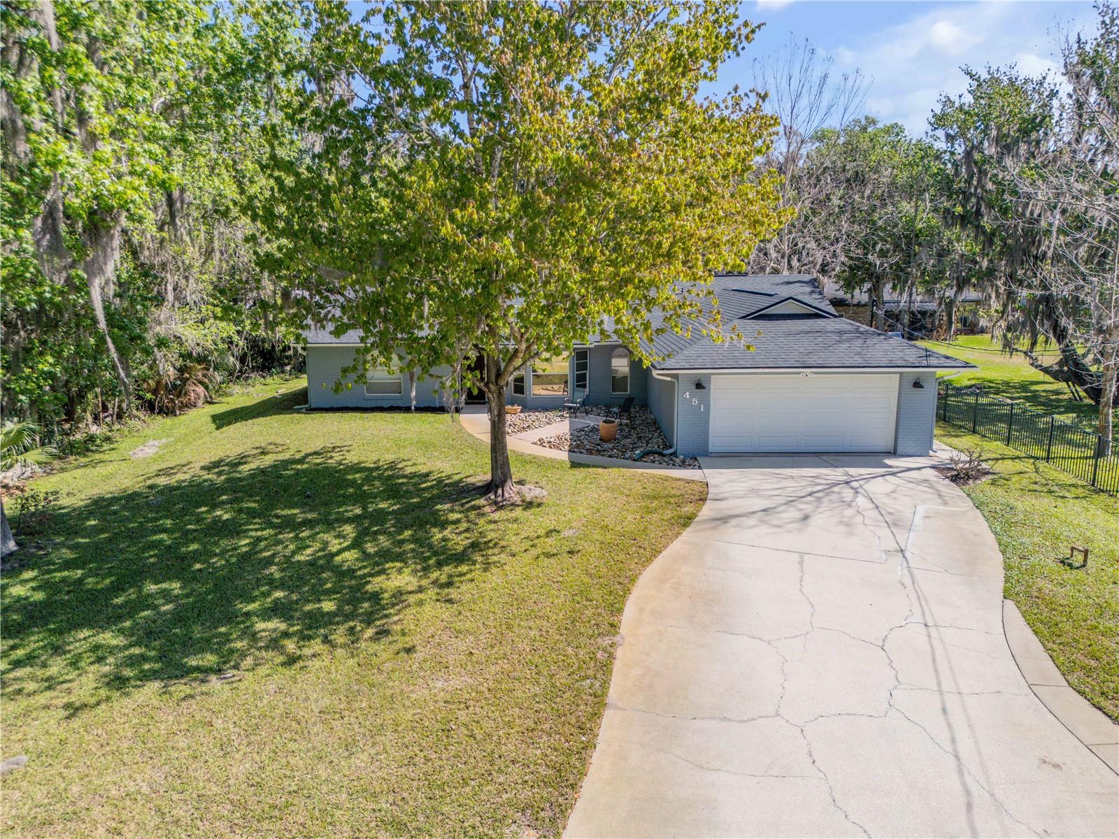 Image 39 of 49 For 451 Palm Drive