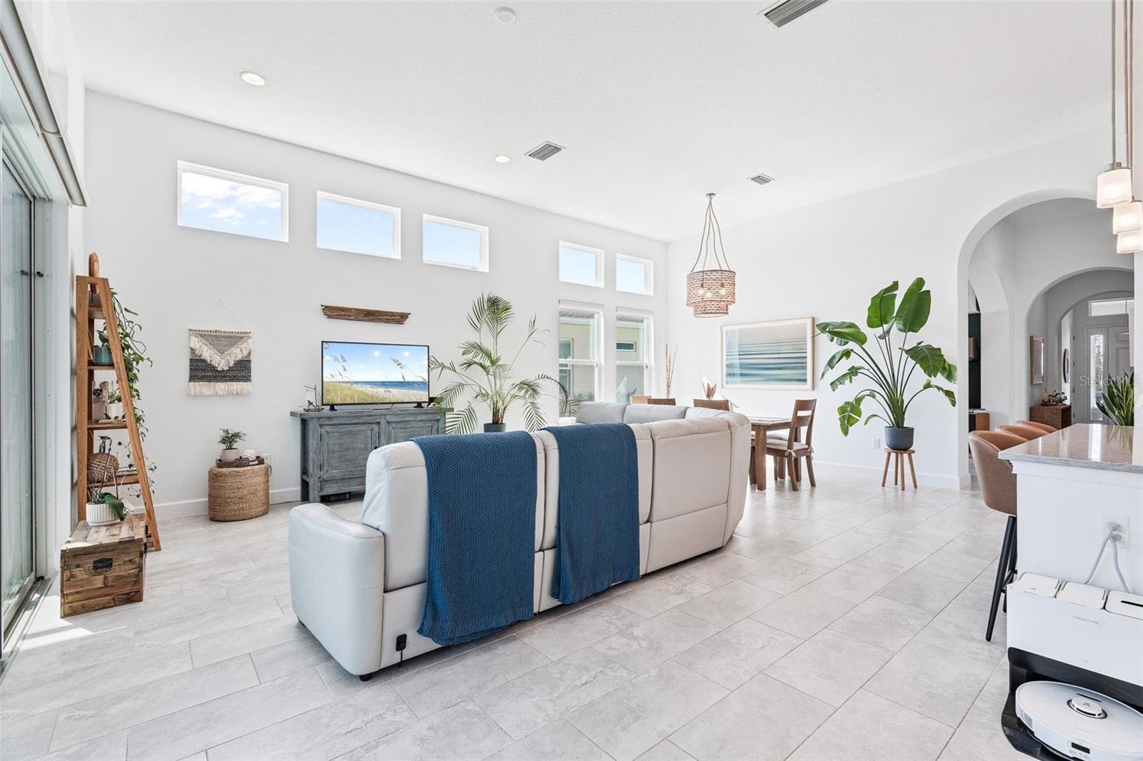 Image 10 of 43 For 6219 Woodhaven Village Drive