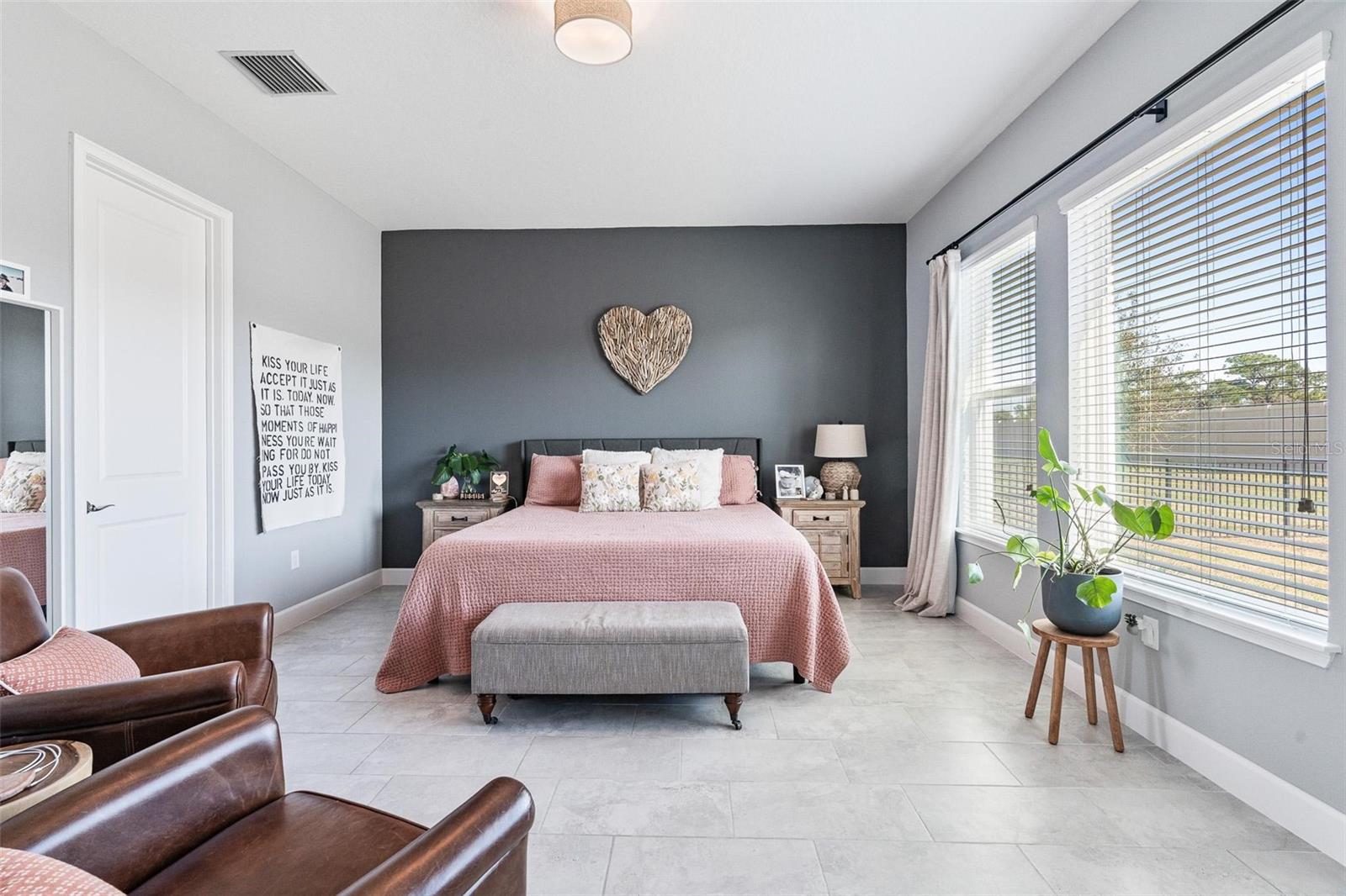 Image 18 of 43 For 6219 Woodhaven Village Drive