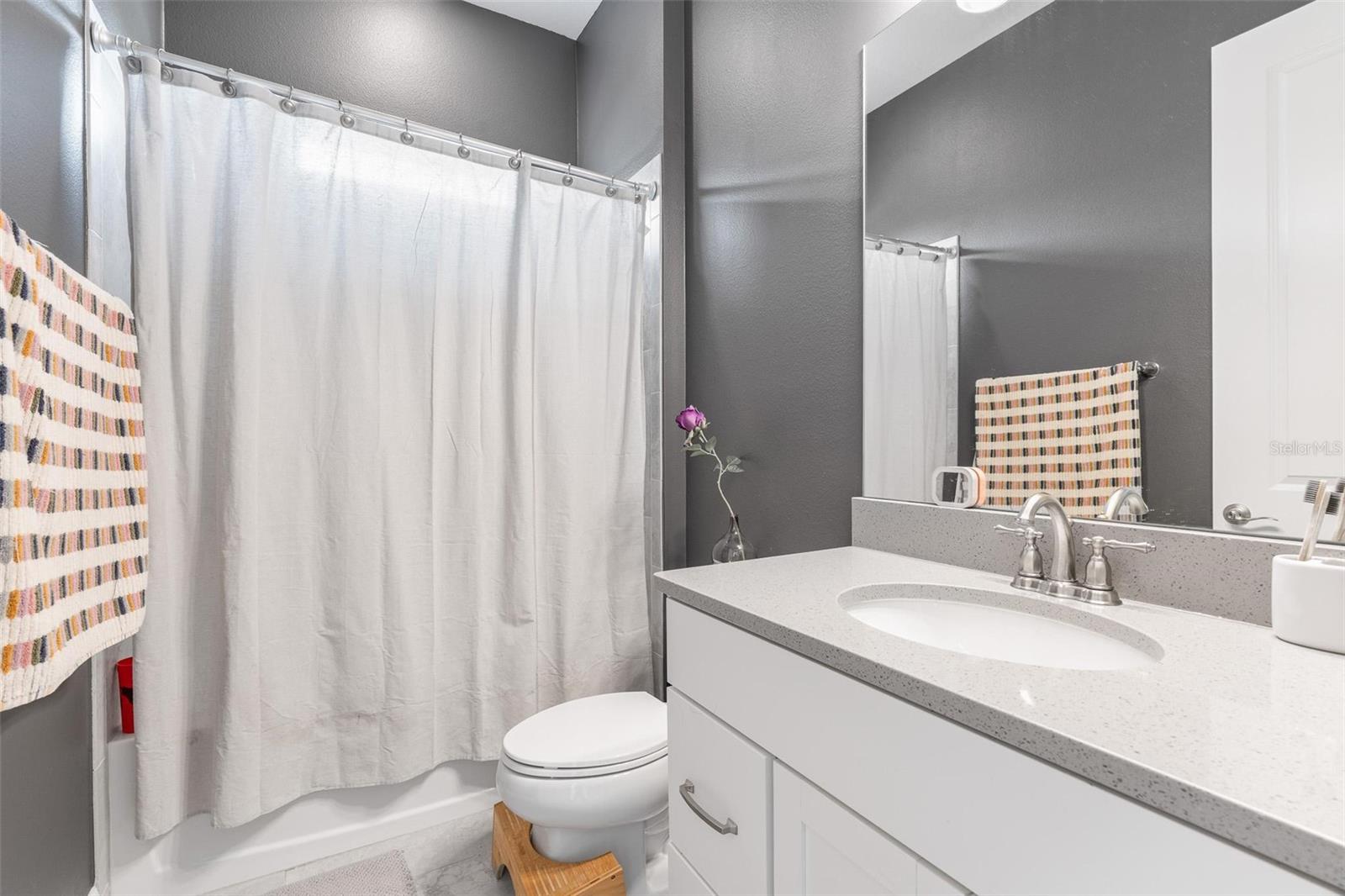 Image 26 of 43 For 6219 Woodhaven Village Drive