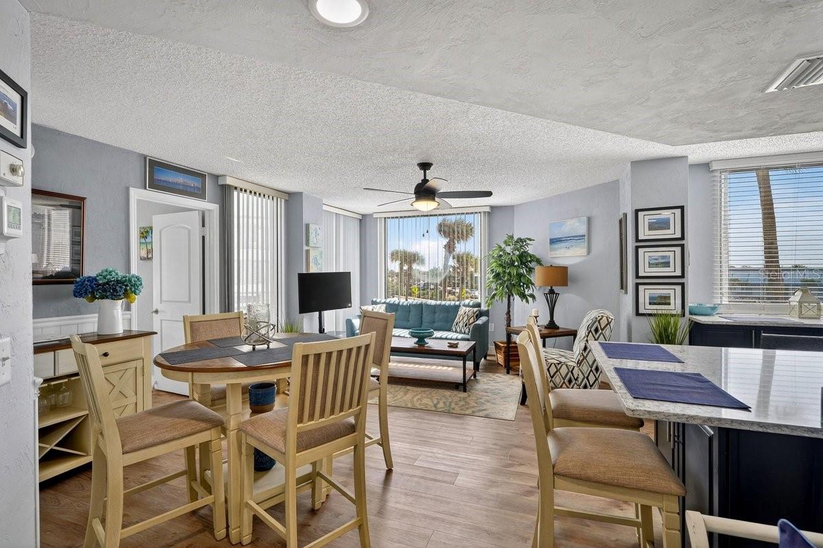 Image 4 of 46 For 3013 Atlantic Avenue 2010