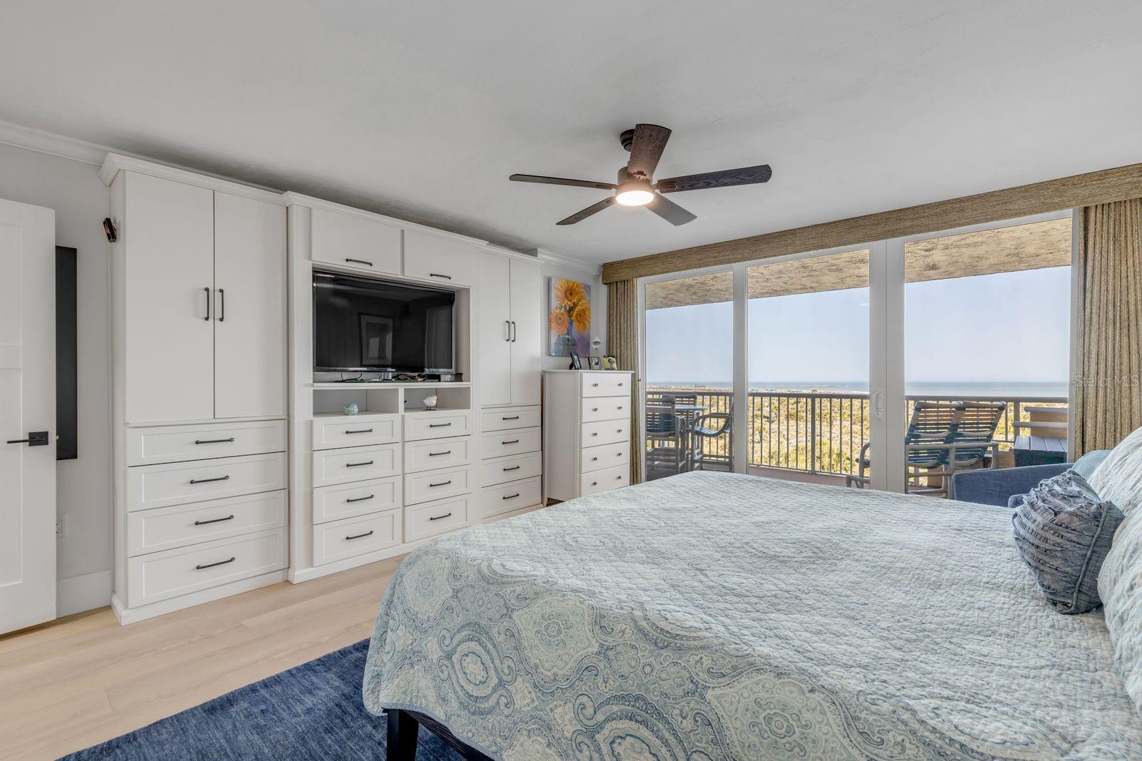 Image 29 of 84 For 257 Minorca Beach Way 303