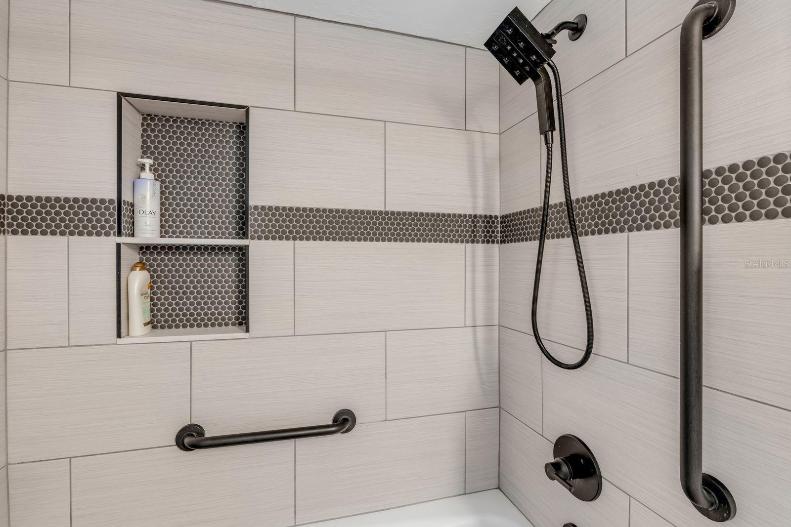 Image 39 of 84 For 257 Minorca Beach Way 303