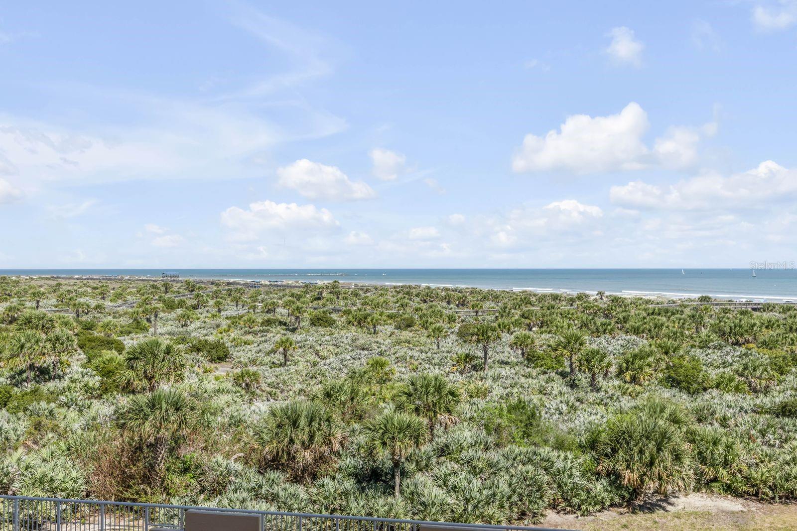 Image 43 of 84 For 257 Minorca Beach Way 303