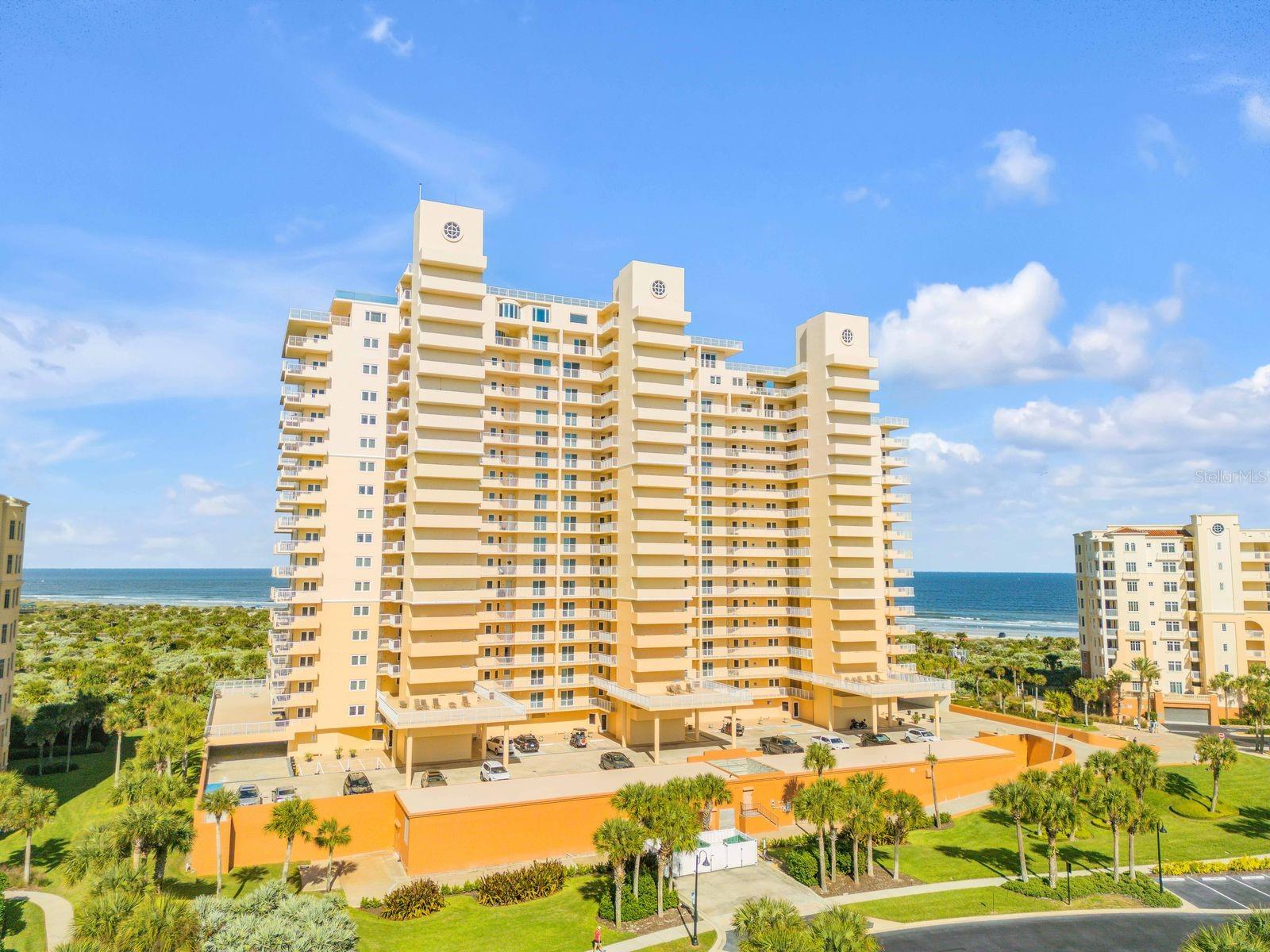 Image 62 of 84 For 257 Minorca Beach Way 303