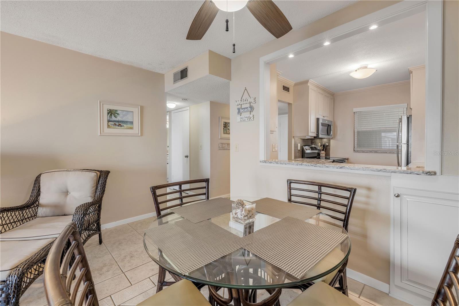 Image 9 of 30 For 4153 Atlantic Avenue 516