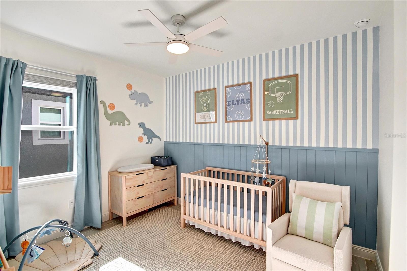 Image 19 of 31 For 2121 Divot Drive