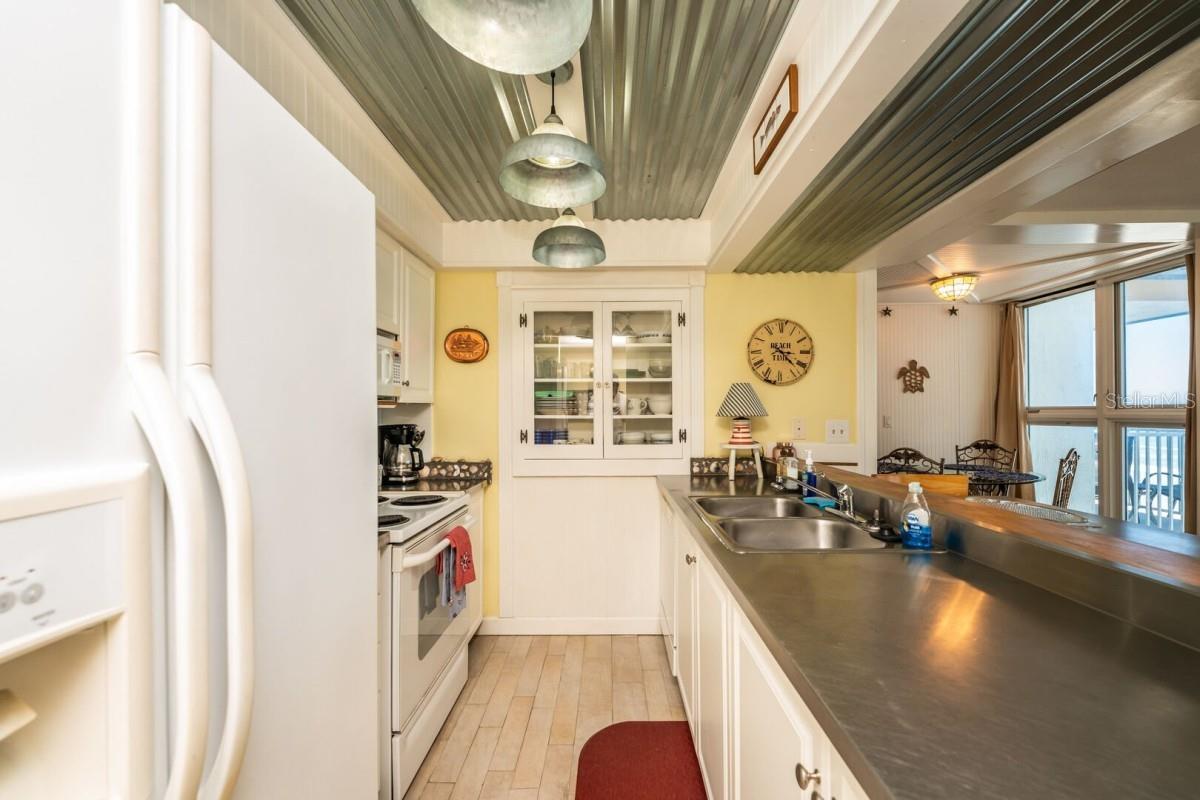 Image 11 of 43 For 5203 Atlantic Avenue 314b