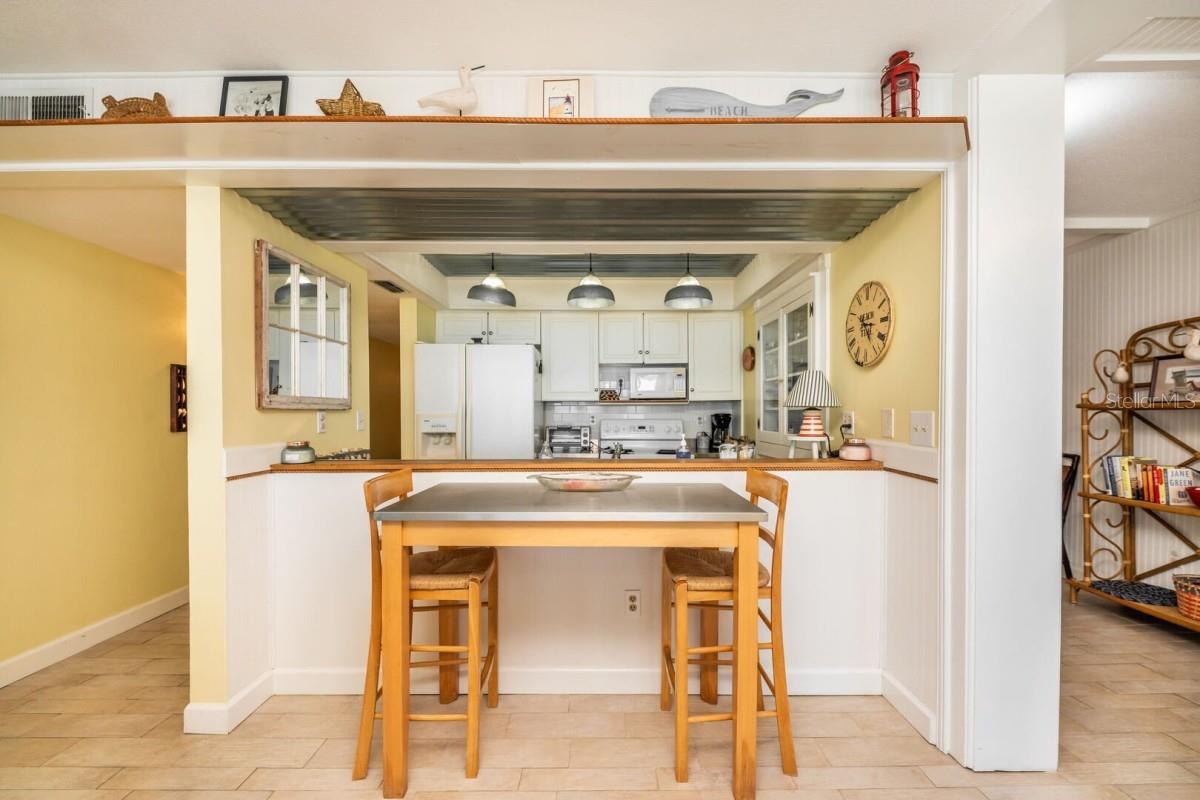 Image 14 of 43 For 5203 Atlantic Avenue 314b