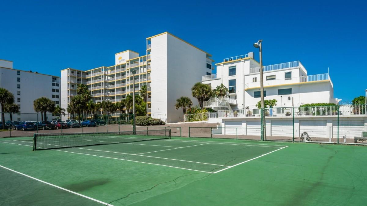 Image 34 of 43 For 5203 Atlantic Avenue 314b