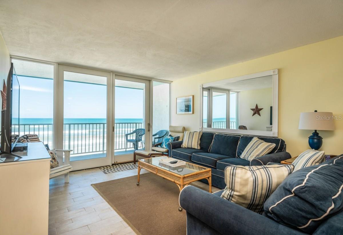 Image 4 of 43 For 5203 Atlantic Avenue 314b