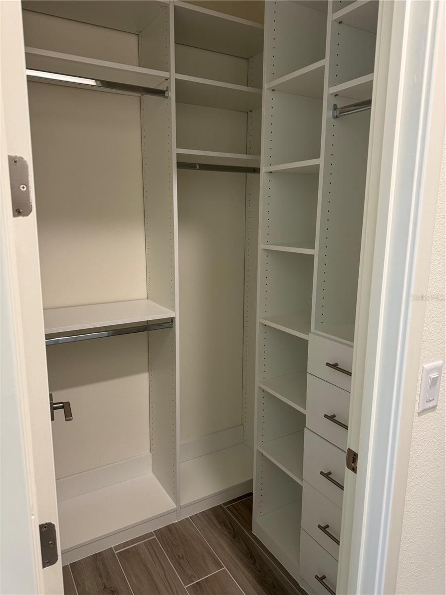 Image 9 of 25 For 3057 Isles Way