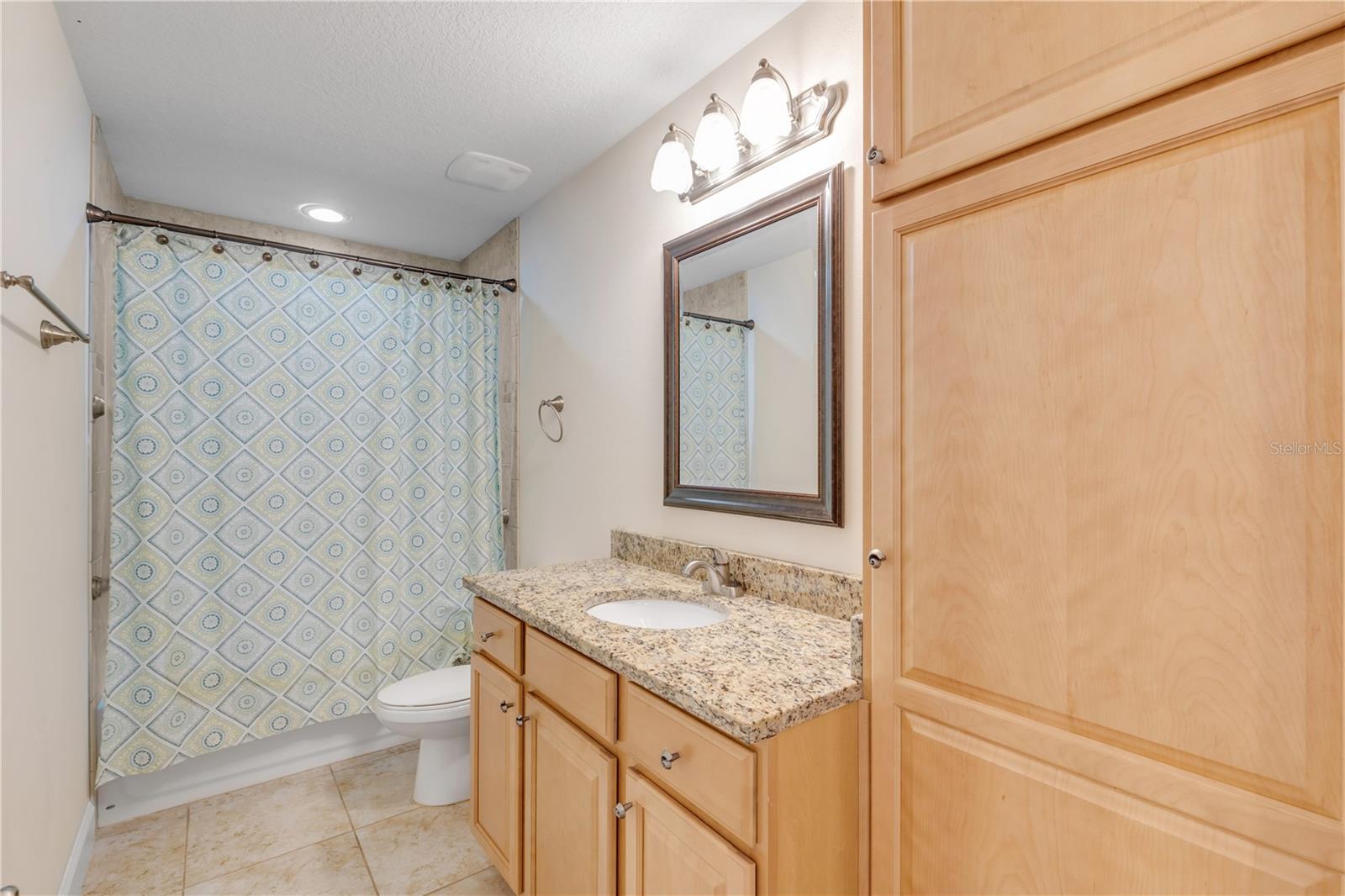 Image 15 of 29 For 2286 Hawks Cove Circle