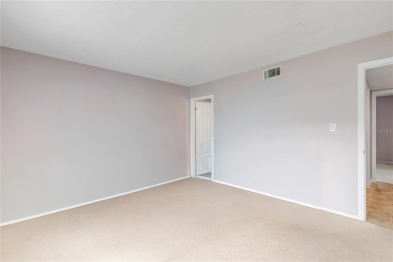 Image 26 of 39 For 325 Causeway  1030