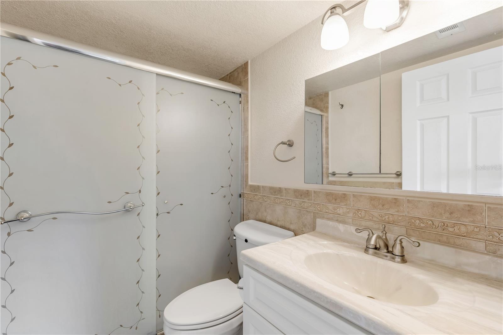 Image 27 of 39 For 325 Causeway  1030