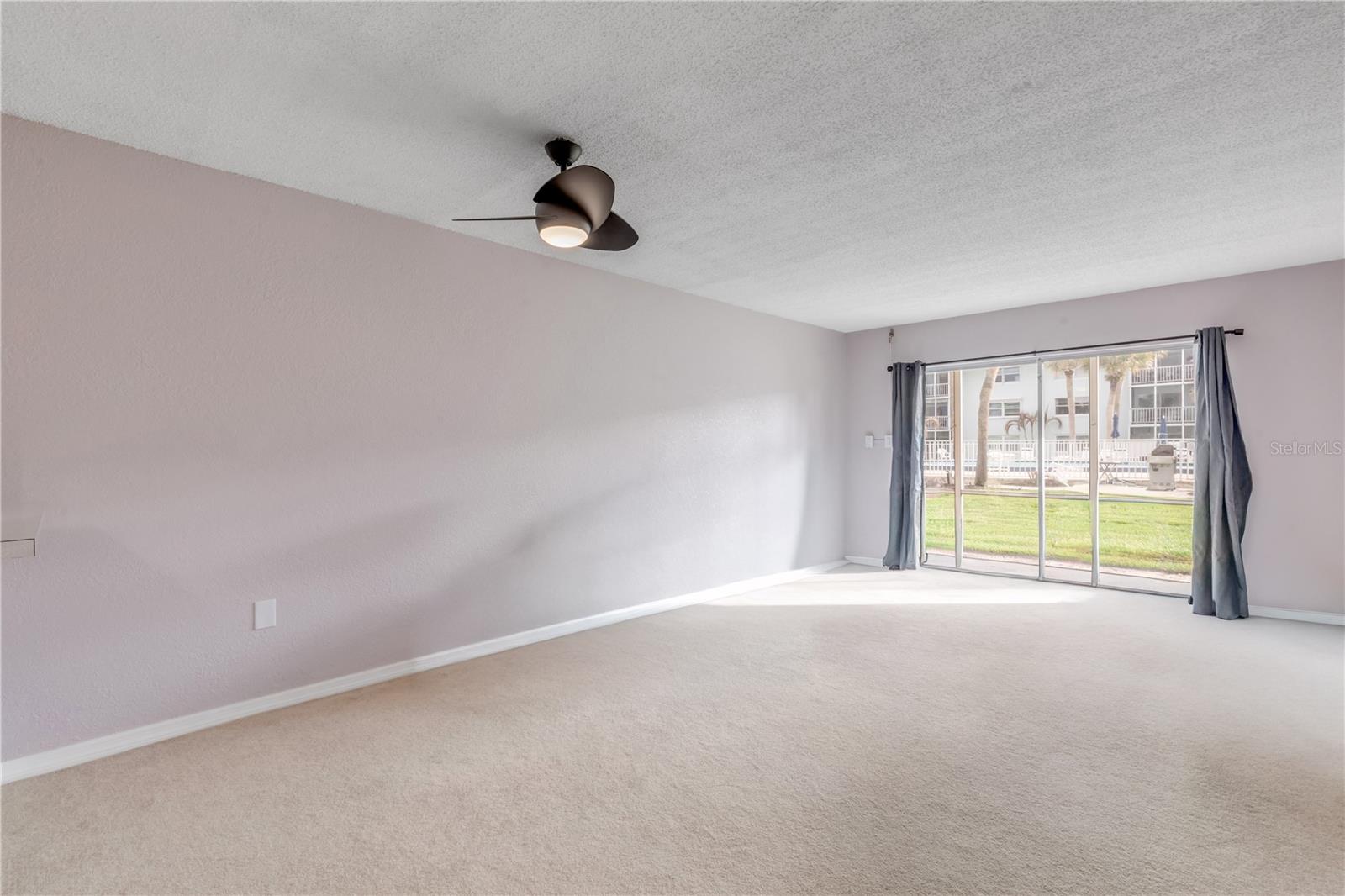 Image 6 of 39 For 325 Causeway  1030