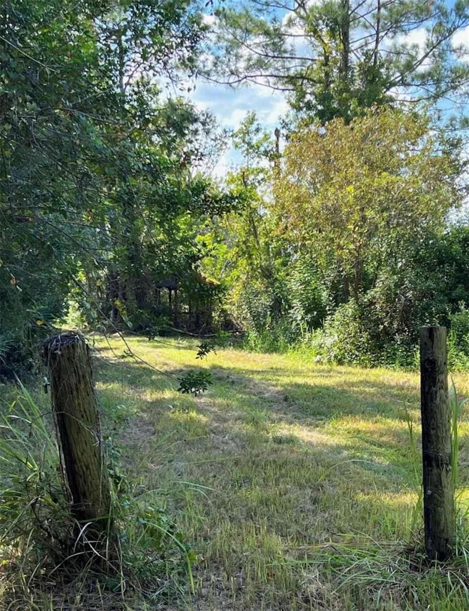 Image 11 of 12 For 806 Ariel Road