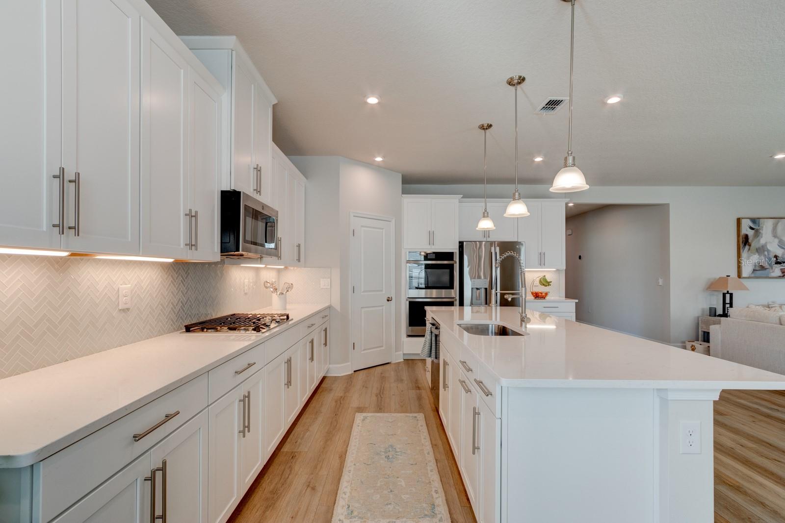 Image 13 of 47 For 705 Copper Creek Drive