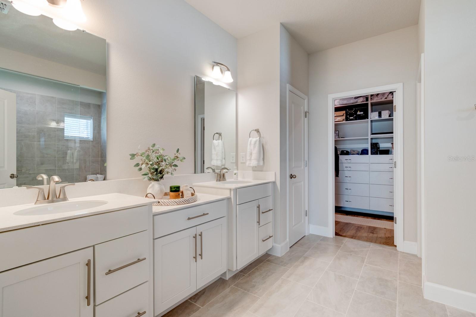 Image 19 of 47 For 705 Copper Creek Drive