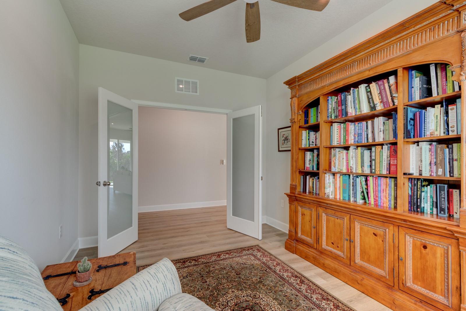 Image 28 of 47 For 705 Copper Creek Drive