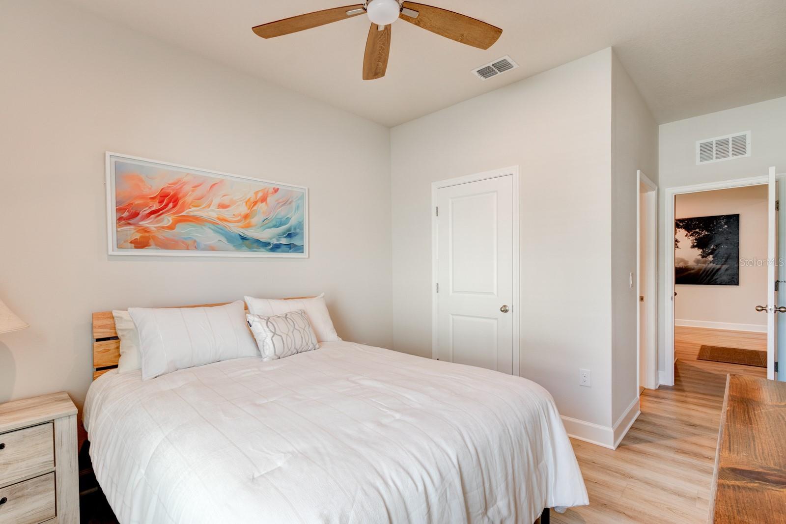 Image 34 of 47 For 705 Copper Creek Drive