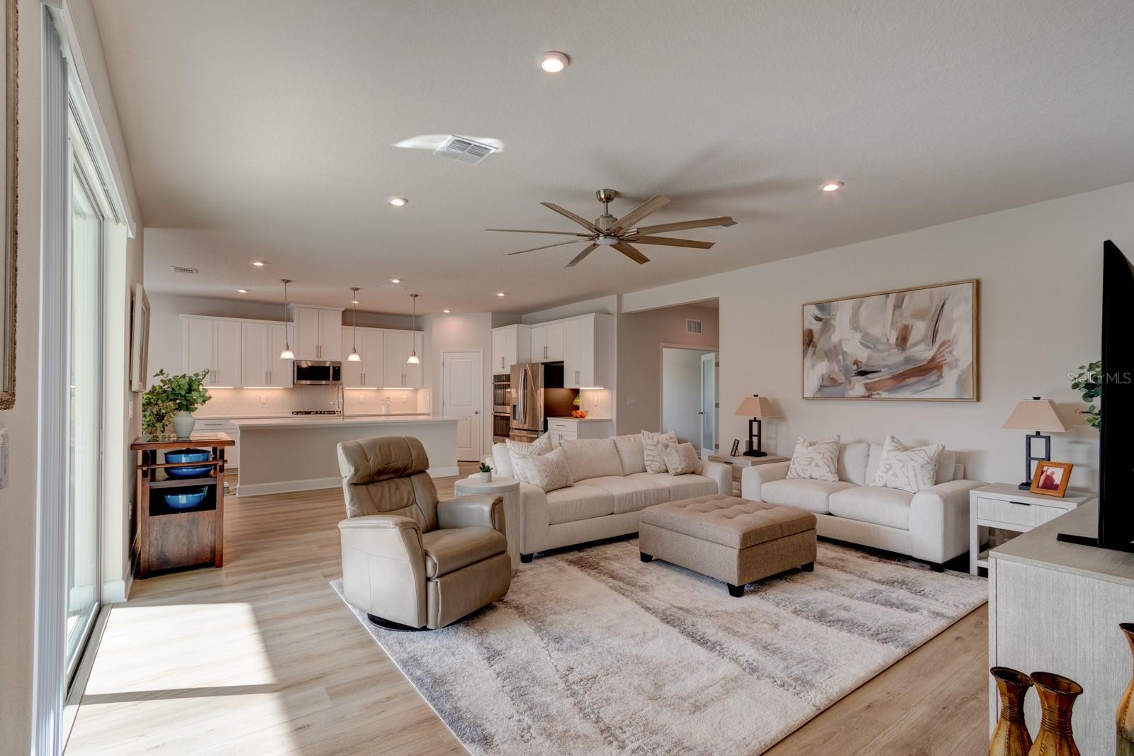 Image 7 of 47 For 705 Copper Creek Drive