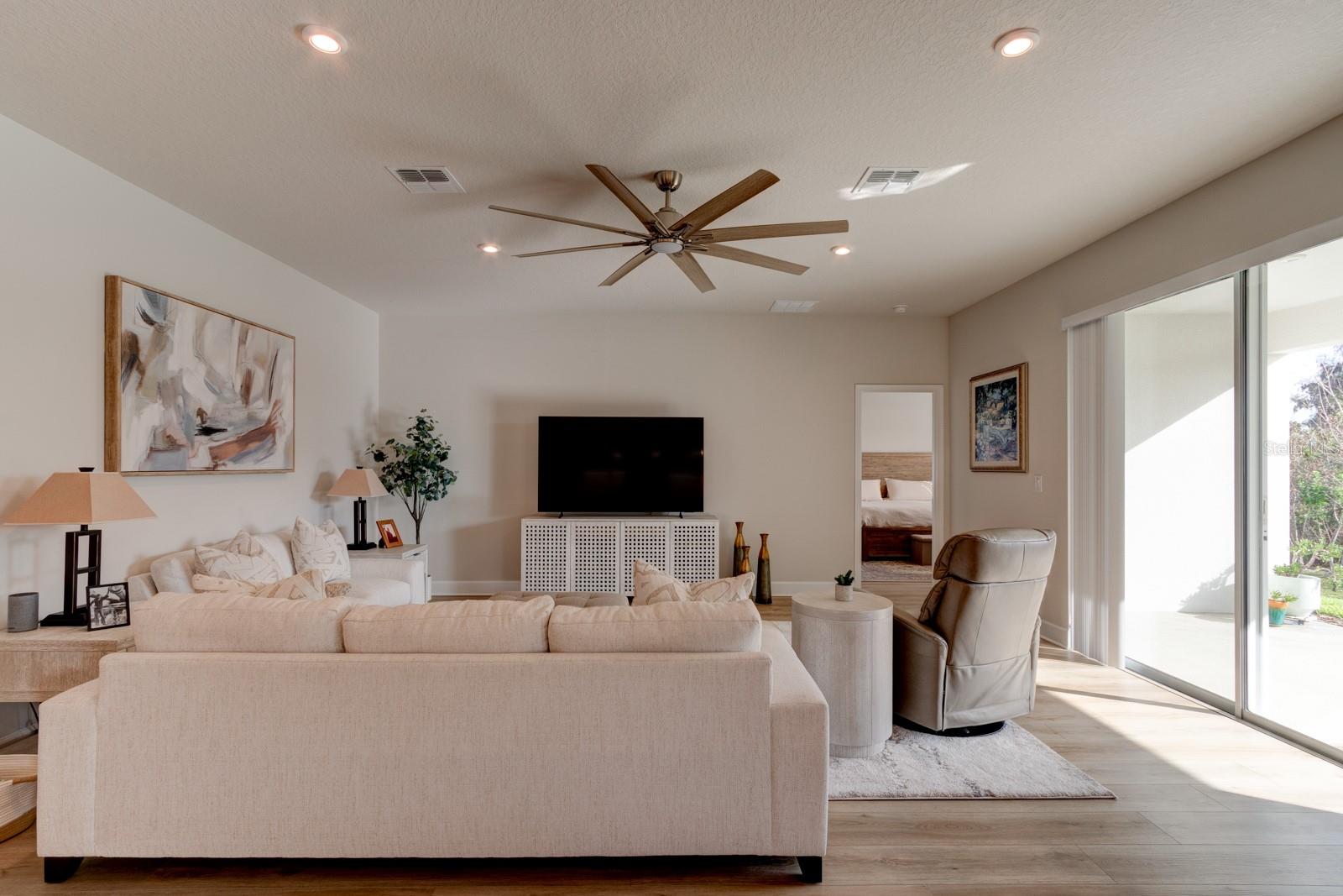 Image 8 of 47 For 705 Copper Creek Drive