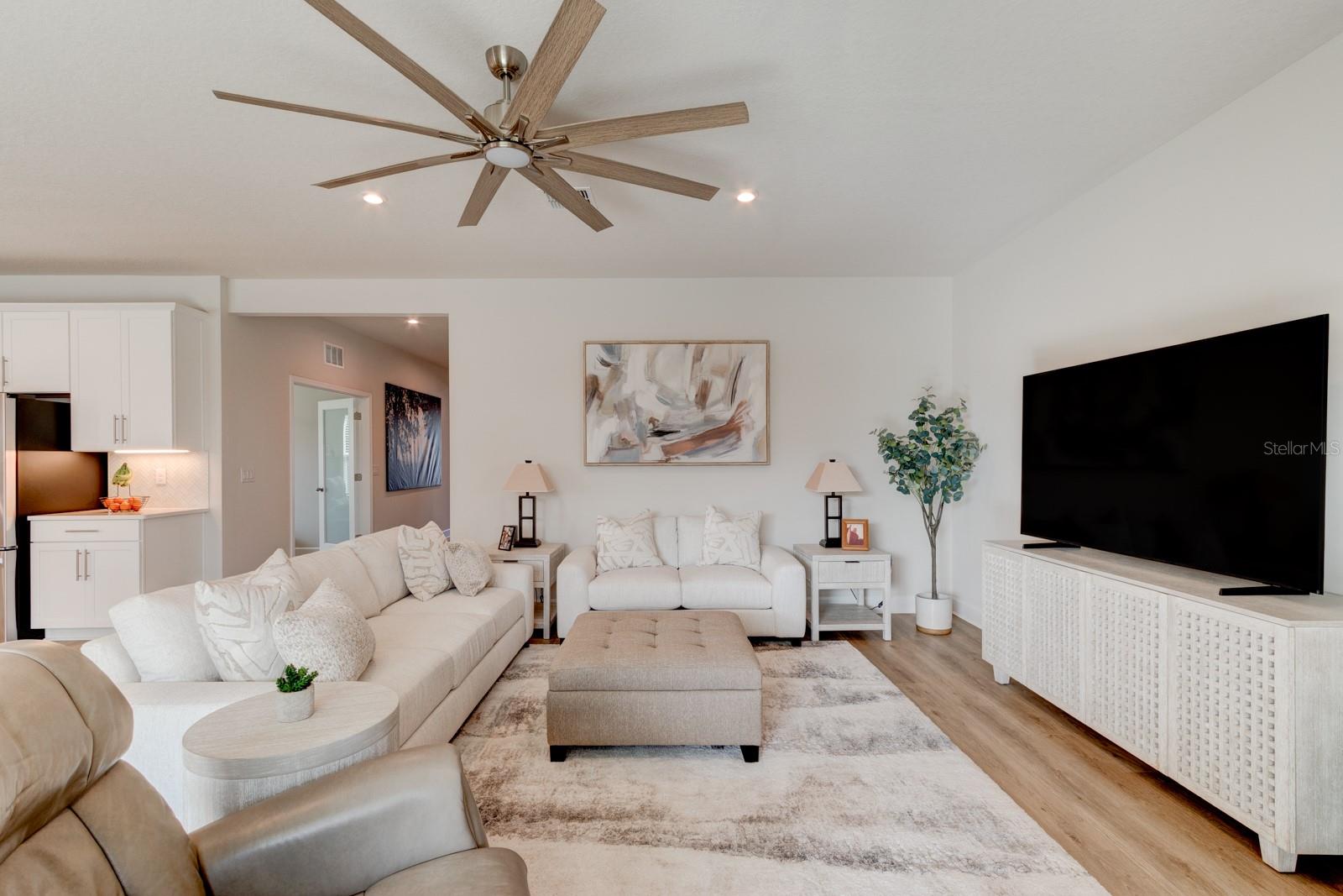 Image 9 of 47 For 705 Copper Creek Drive