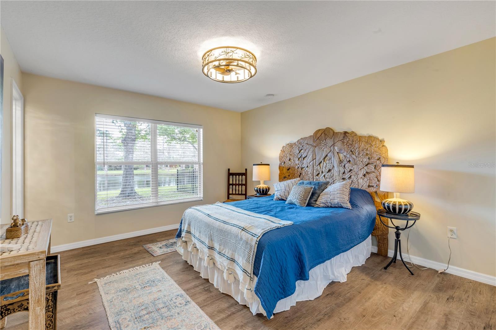 Image 21 of 59 For 517 Aeolian Drive