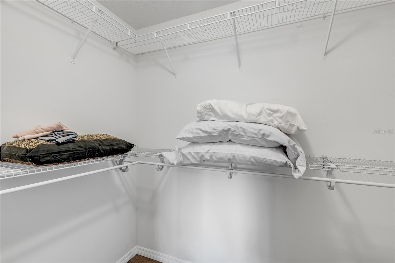 Image 28 of 59 For 517 Aeolian Drive