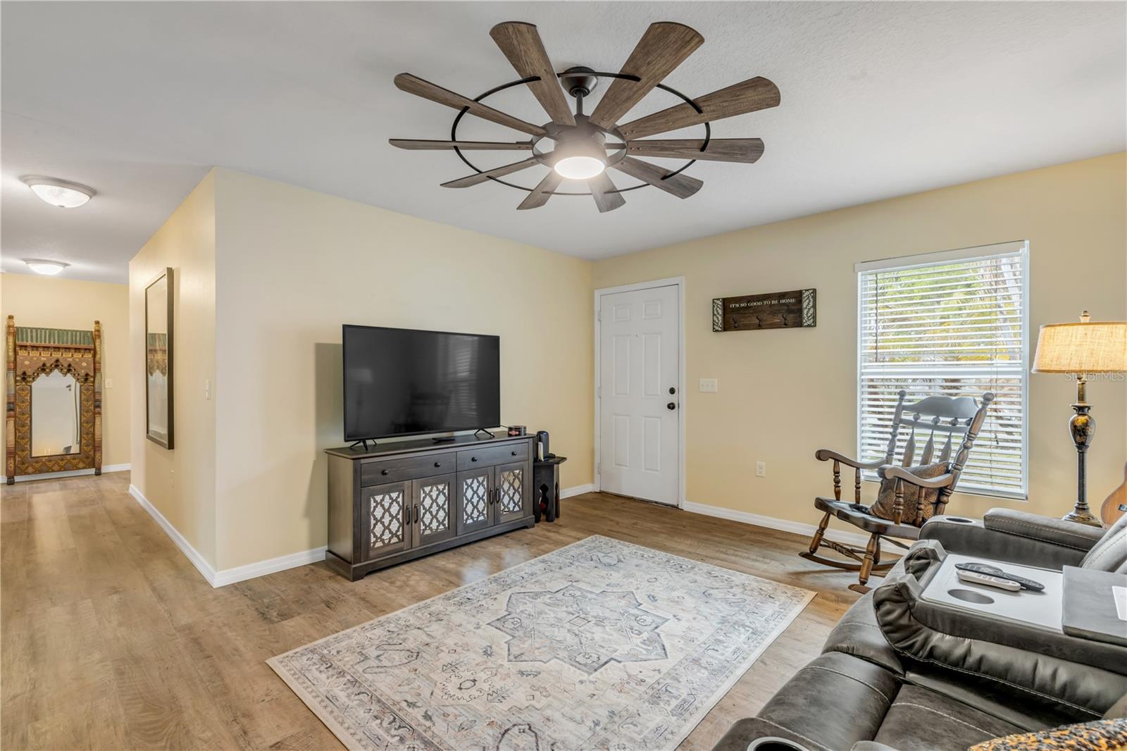 Image 3 of 59 For 517 Aeolian Drive