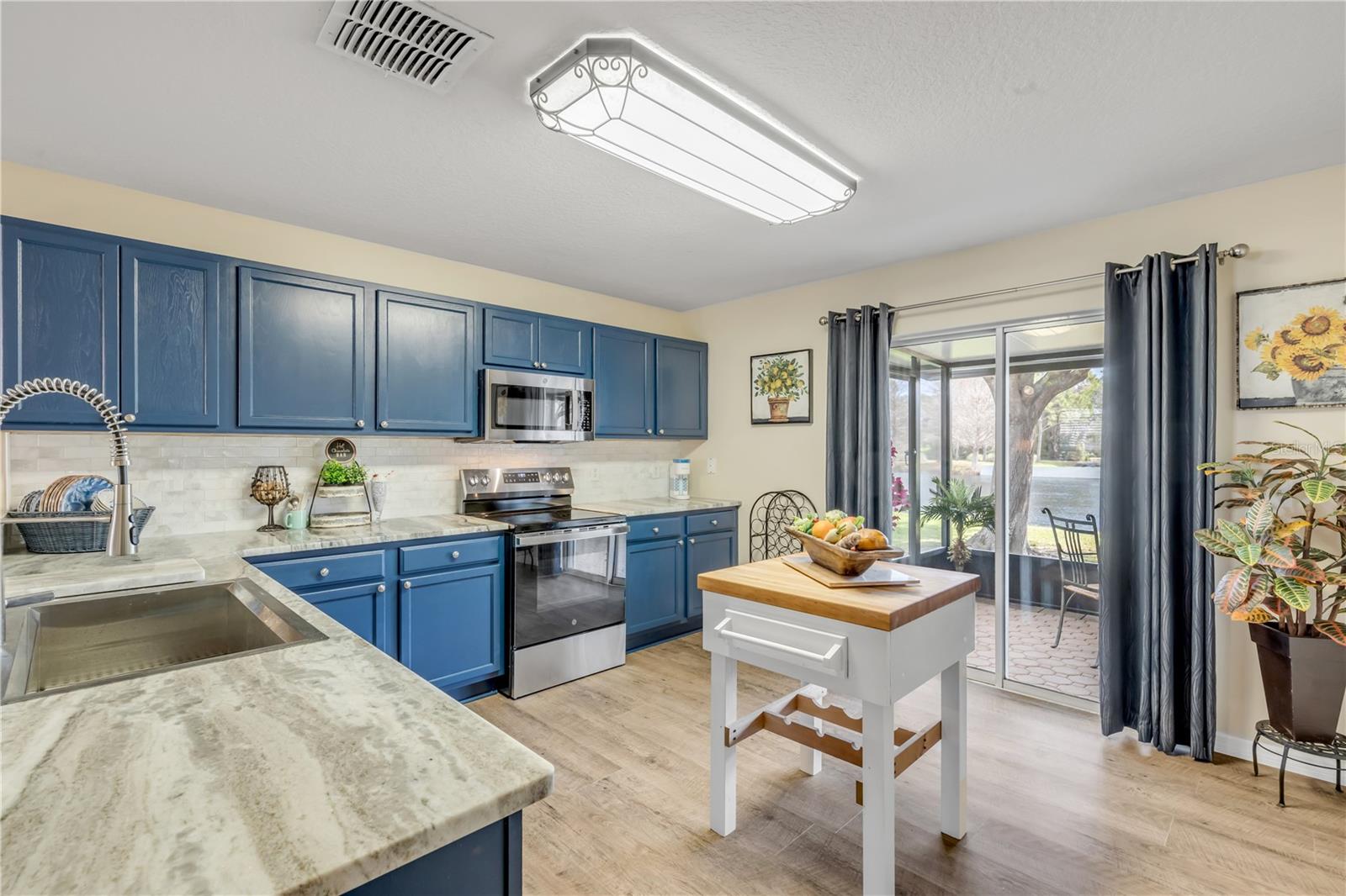 Image 4 of 59 For 517 Aeolian Drive