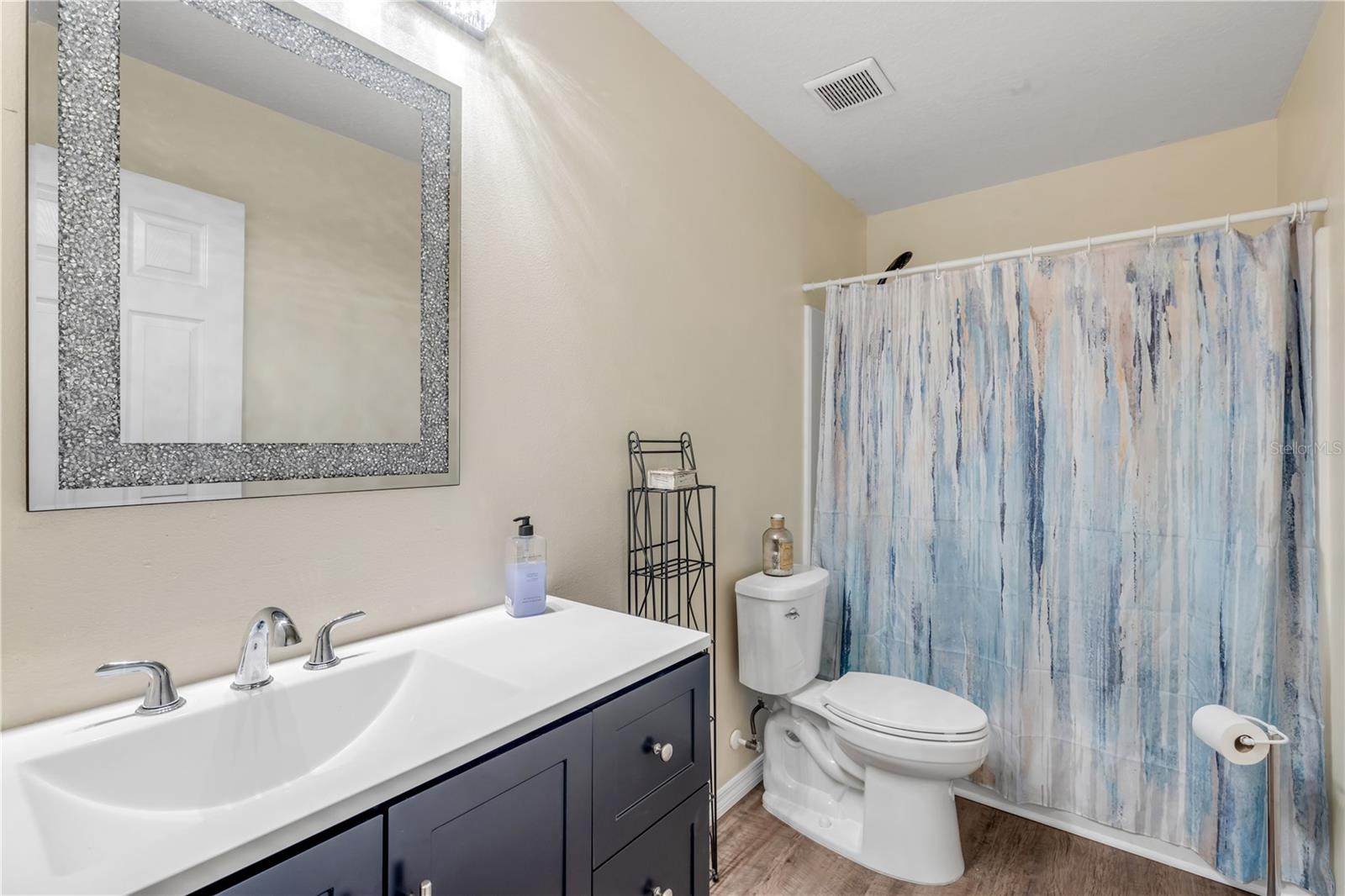 Image 6 of 59 For 517 Aeolian Drive