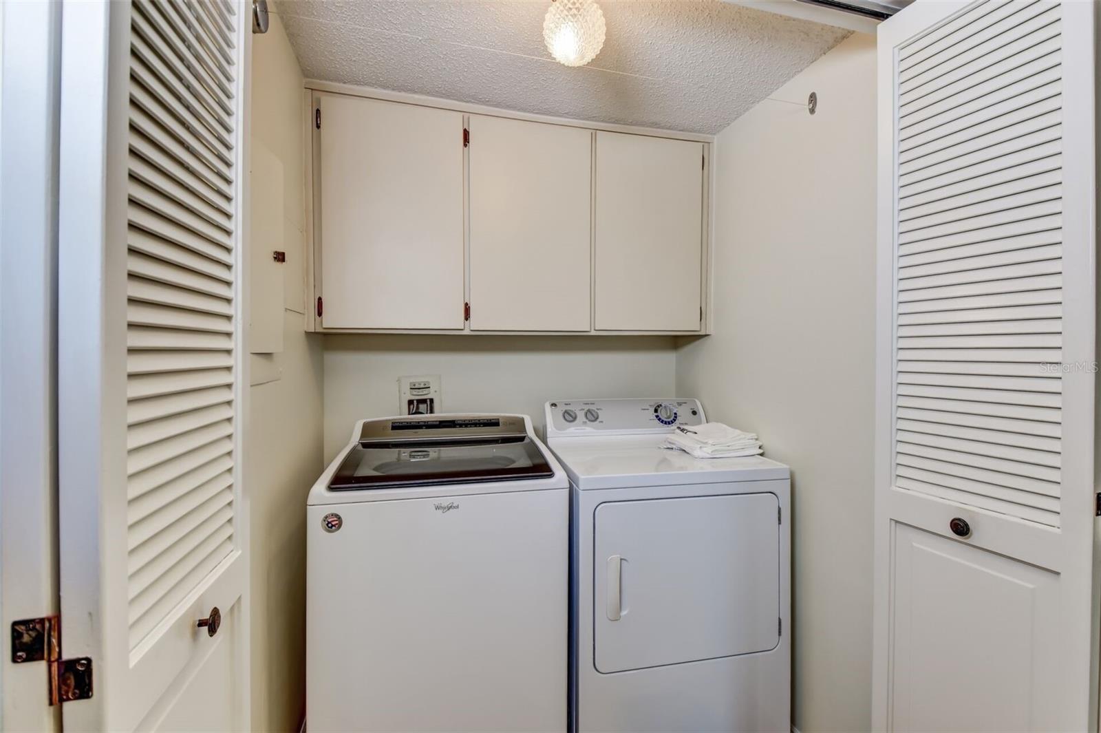 Image 18 of 67 For 746 Marina Point Drive 7460