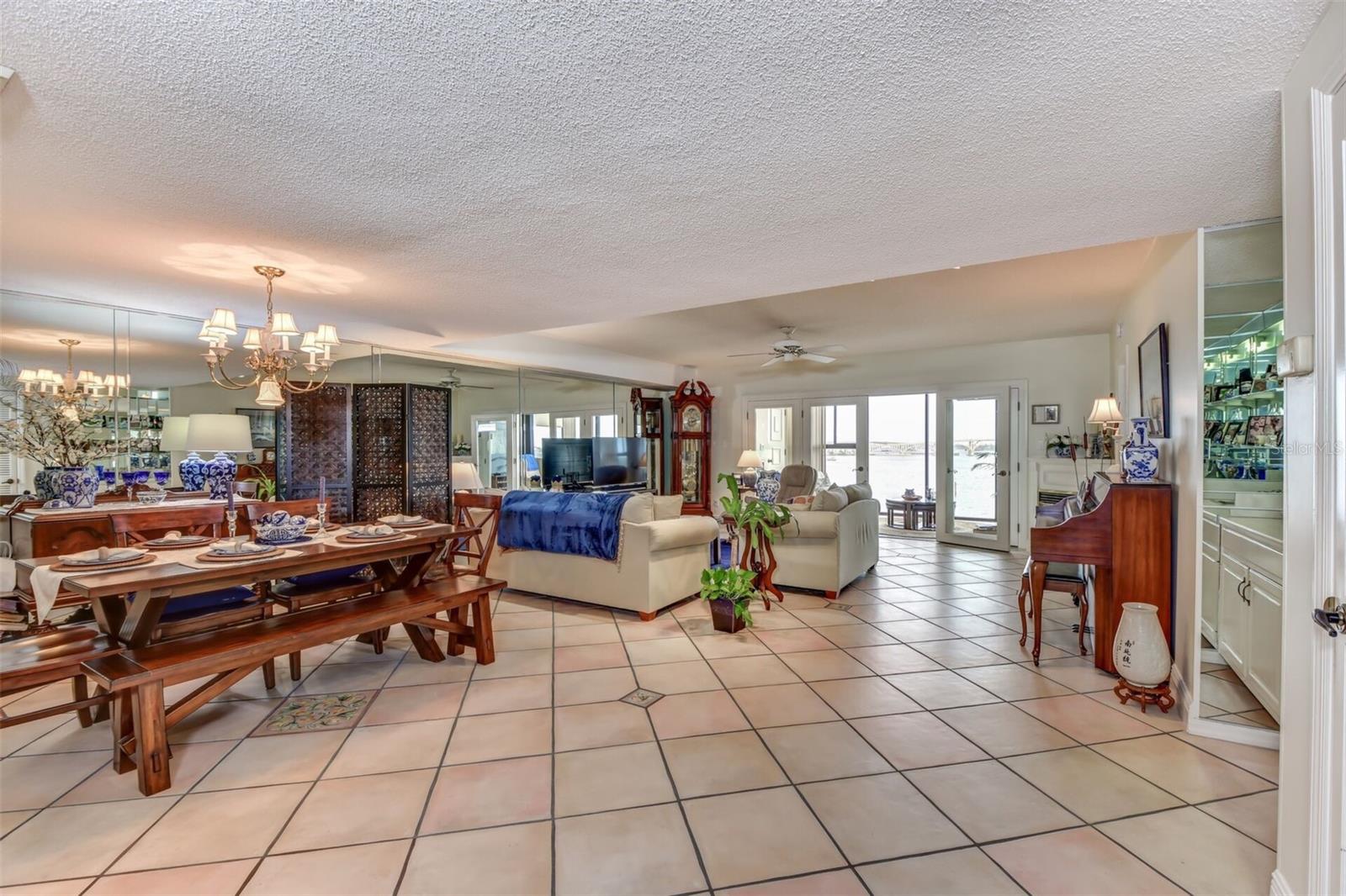 Image 35 of 67 For 746 Marina Point Drive 7460