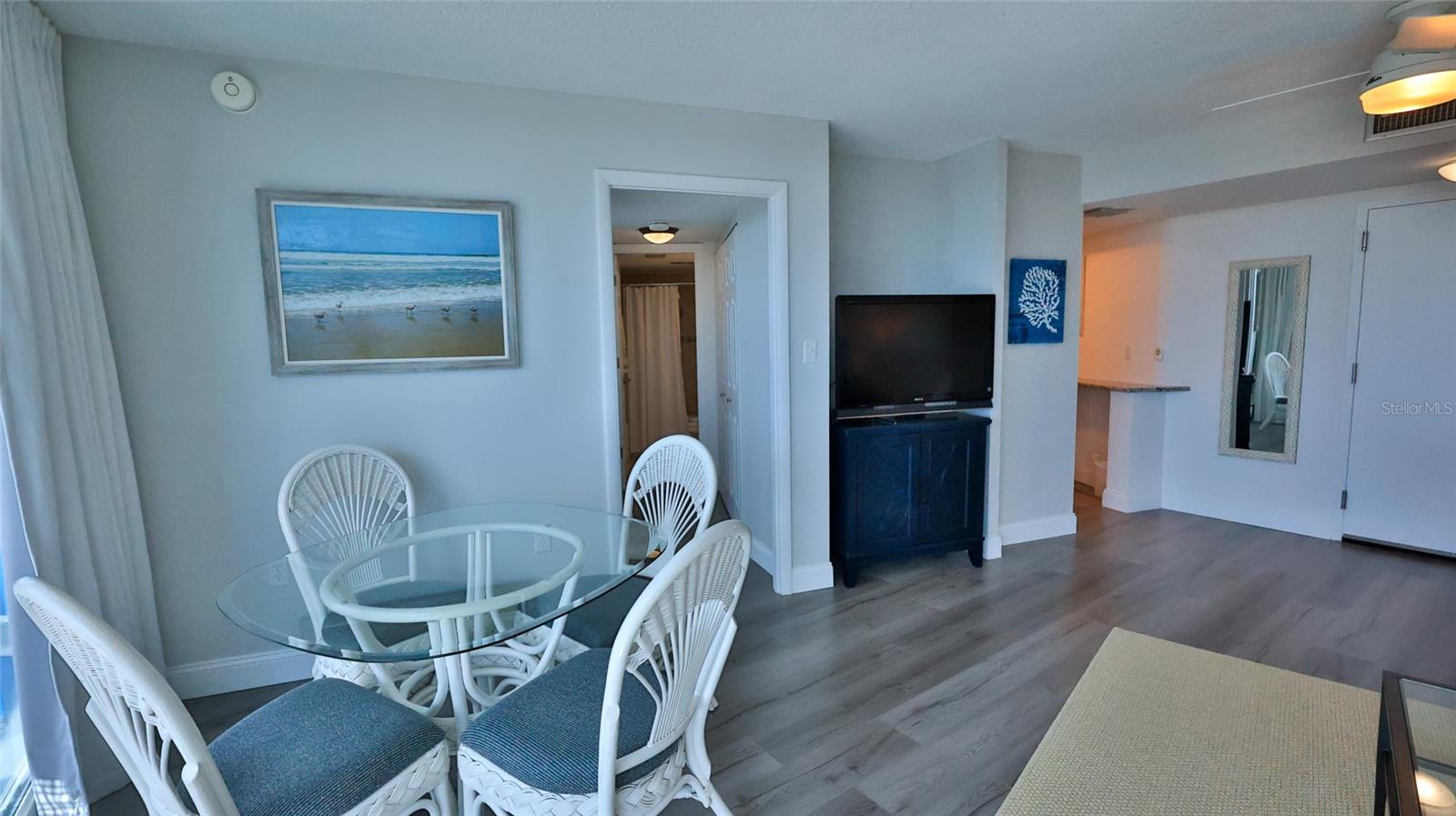 Image 6 of 27 For 2625 Atlantic Avenue 7sw