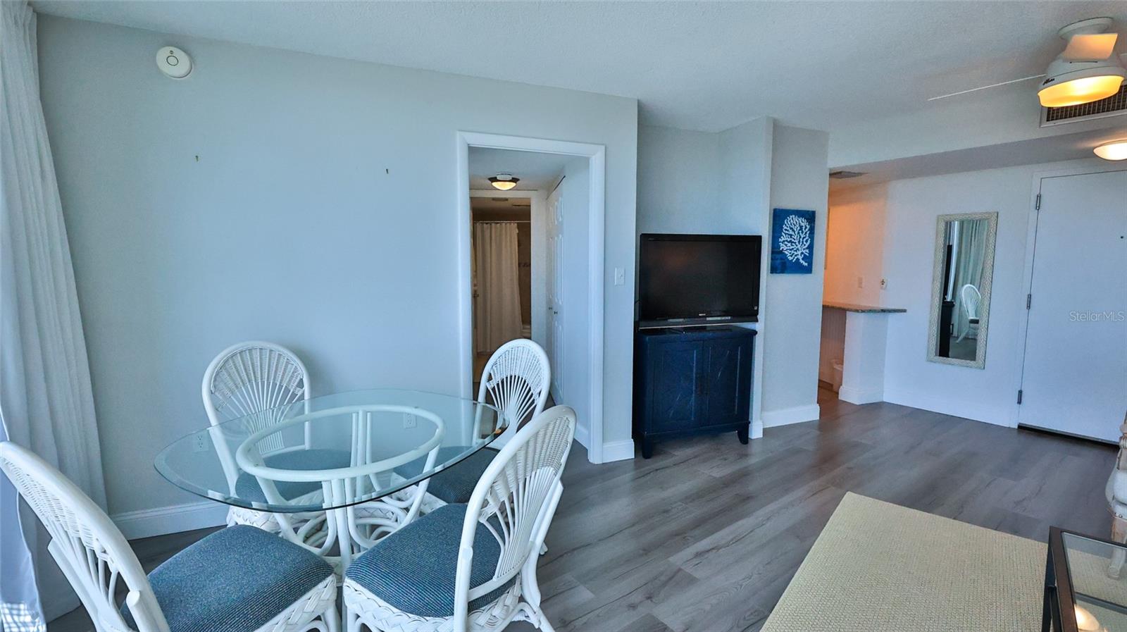 Image 7 of 27 For 2625 Atlantic Avenue 7sw