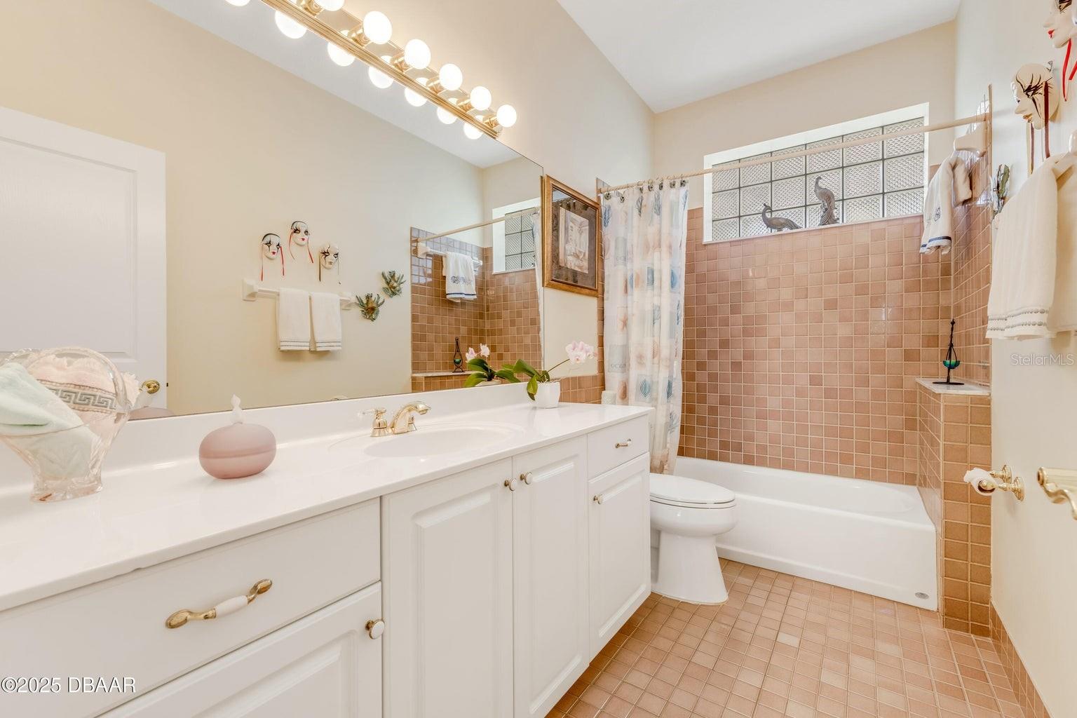 Image 33 of 72 For 203 Prestwick Drive