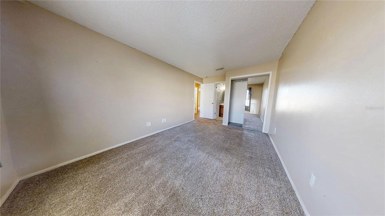 Image 12 of 22 For 417 Banana Cay Drive J