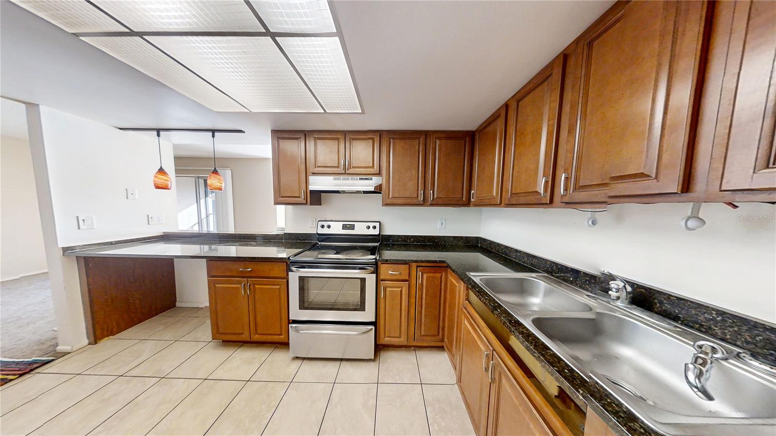 Image 8 of 22 For 417 Banana Cay Drive J