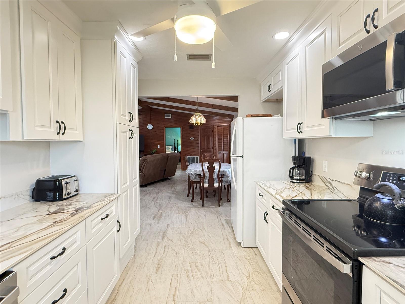 Image 12 of 29 For 2331 Juniper Drive